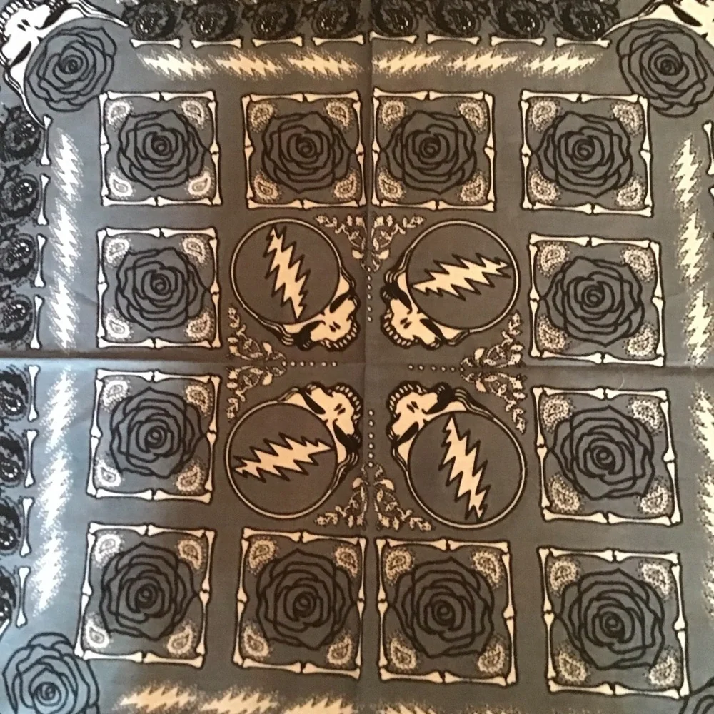 SYF & run for the roses grey bandana